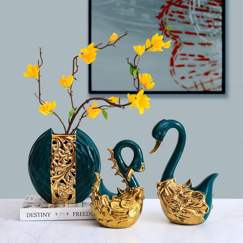 Creative Home Decorative Figur - огляд і ціна Home Decor Store