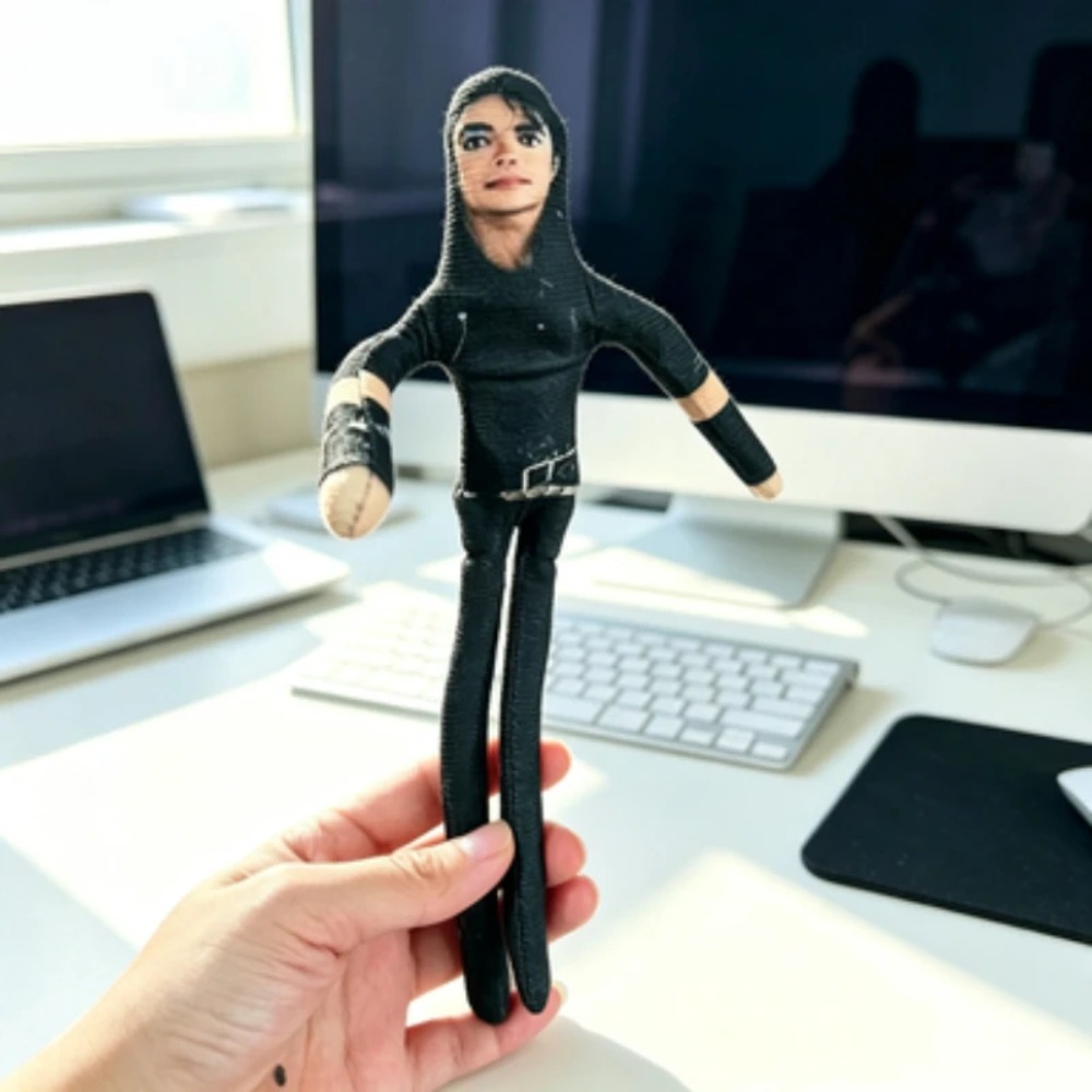 Michael Jackson Movable Joint  - огляд і ціна Home Decor Solution