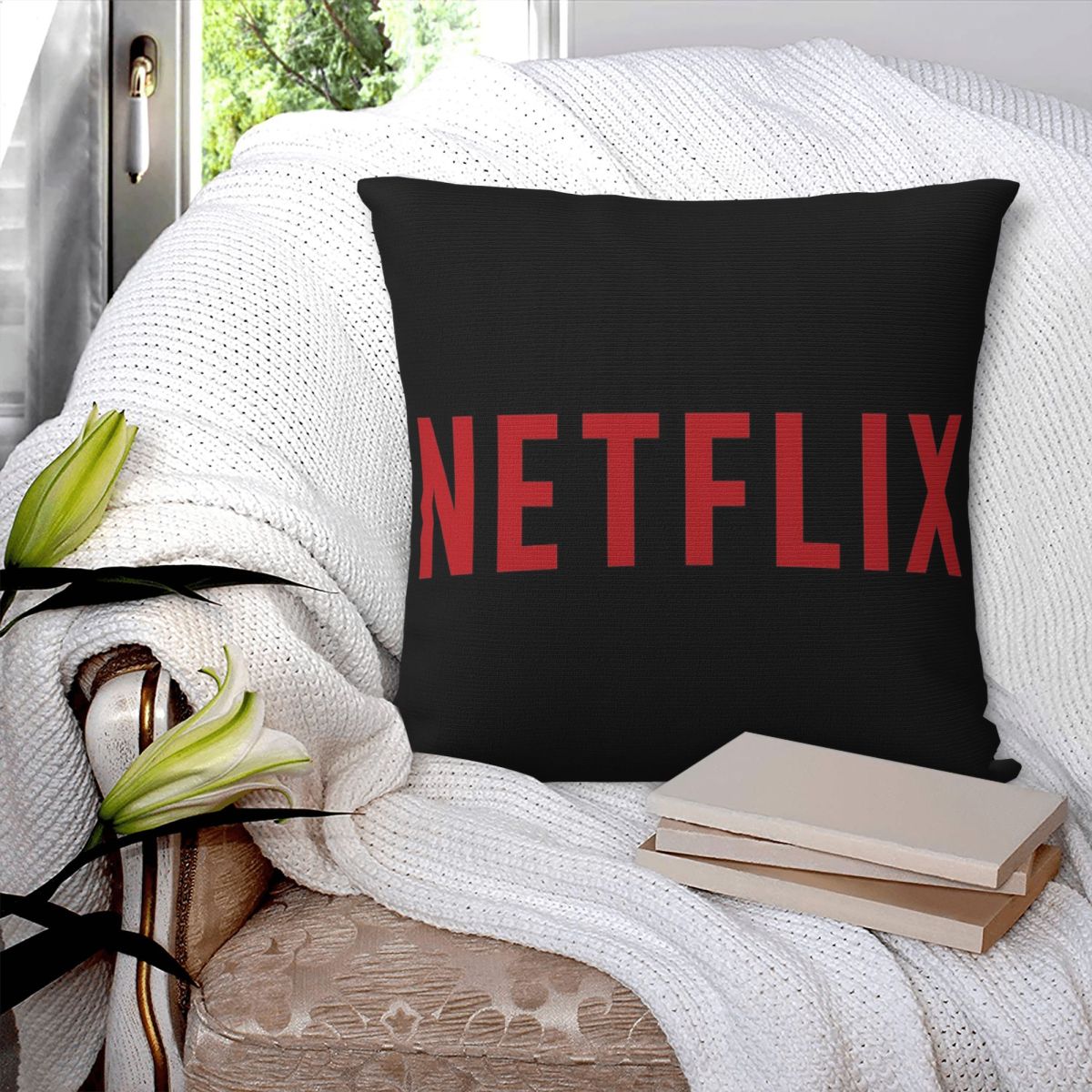 Netflix Logo Square Pillowcase - огляд і ціна Home Decor Netflix